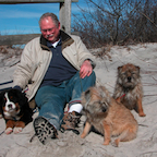 bill and dogs beach